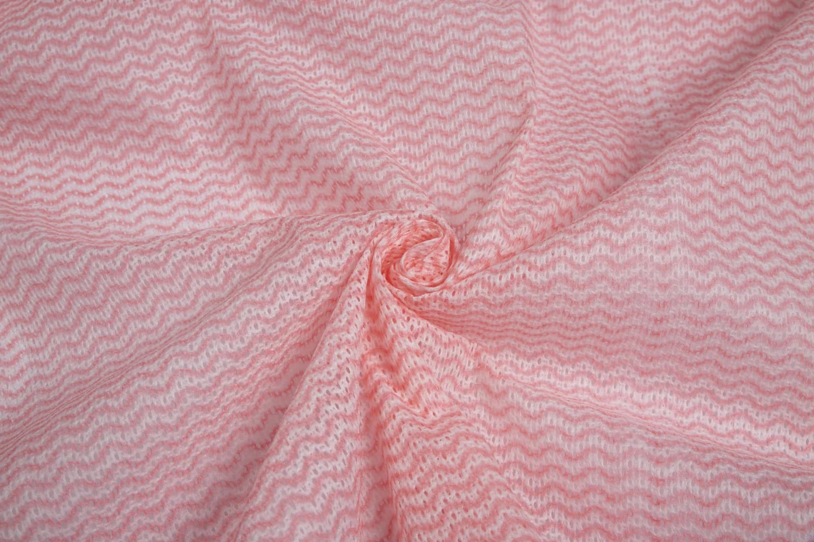 SunLuner pink dyed spunlace fabric sample, 10-mesh